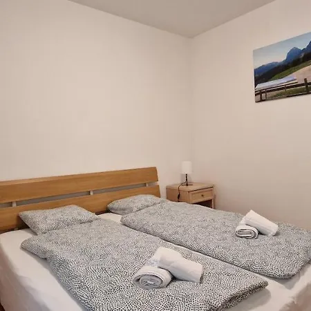 Lakeview Private Parking & Self Check-in Apartamento
